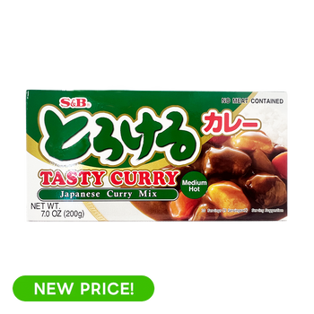 S&B とろけるカレー 中辛 200g